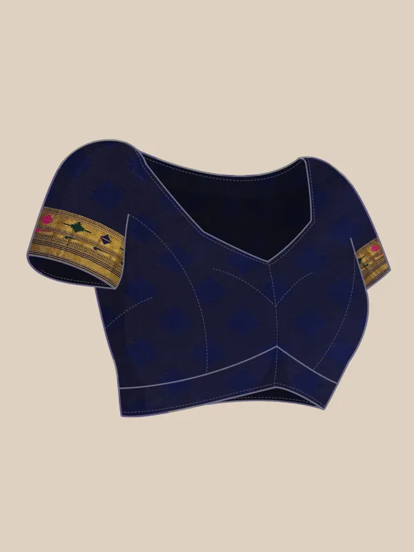 Navy_Blue_Toned_Toned_Pure_Paithani_Silk_Saree_And__Rich_Pallu_With_Unstiched_Blouse_Piece